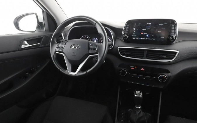 Hyundai Tucson cena 77800 przebieg: 87549, rok produkcji 2018 z Skwierzyna małe 352
